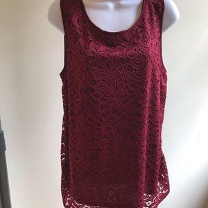 West Kei. Stitch Fix Lace sleeveless blouse.